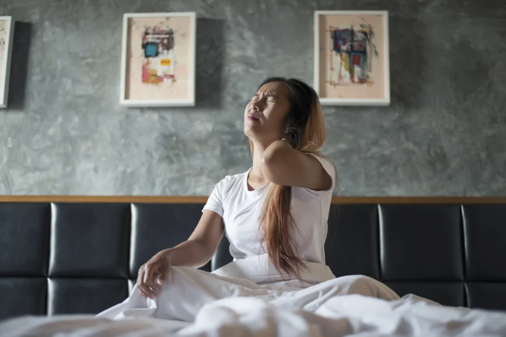 Shoulder Pain at Night: Causes You Should Never Ignore